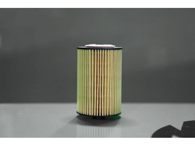 トゥーランＴＤＩ　FUCHS　TITAN 　GT1　PRO　C－３　５W３０