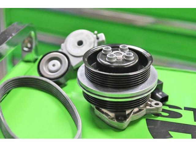 シャラン　ウオーターポンプ　ＤＳＧオイル交換
