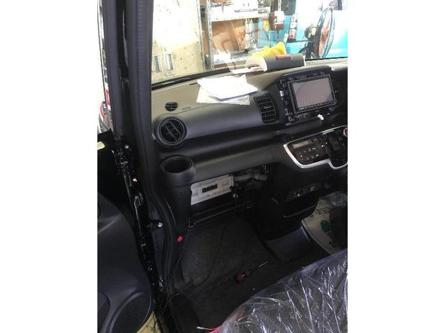 N-BOX新車ナビ取り付け