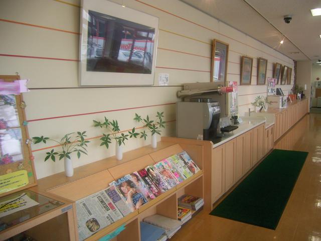 ＮＴＰ名古屋トヨペット（株）　オレンジタウン瀬戸店(4枚目)