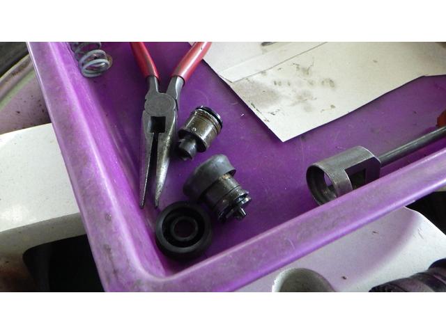 スズキ　エブリィワゴン　車検整備　岡崎市からご来店のお客様　ブレーキフルード漏れ修理　軽自動車　岡崎市　蒲郡市　幸田町　安城市　豊田市　西尾市