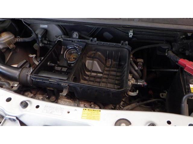 トヨタ　ｂB　車検整備　幸田町からご来店のお客様　プラグホール内オイル漏れ　パッキン交換　普通車　幸田町　西尾市　岡崎市　安城市　蒲郡市　豊田市