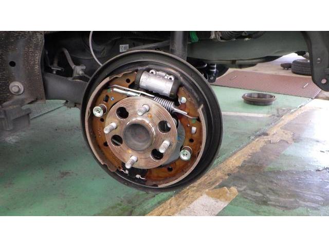 トヨタ　アクア　法定12カ月点検　岡崎市からご来店のお客様　バッテリー交換　普通車　岡崎市　碧南市　幸田町　碧南市　安城市　蒲郡市　豊田市　西尾市
