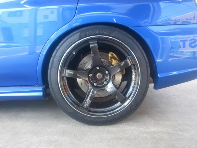 Ｎ様ＧＤＢインプレッサ、スピーカー交換とホイールセンターキャップ取付。