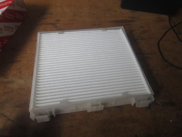 Ｍ様ＵＳＥ２０ＩＳＦ、元アイコードデモカー「青鶴」納車整備スタートです。