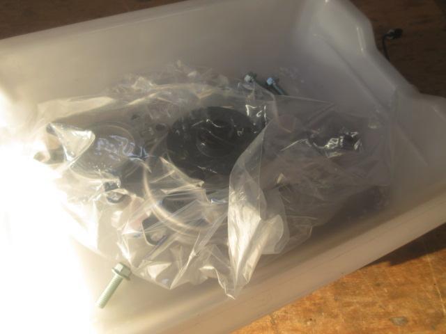 Ｍ様ＵＳＥ２０レクサスＩＳＦ、ウォーターポンプの交換です。