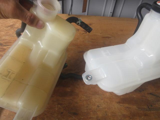 Ｍ様ＵＳＥ２０レクサスＩＳＦ、ウォーターポンプの交換です。