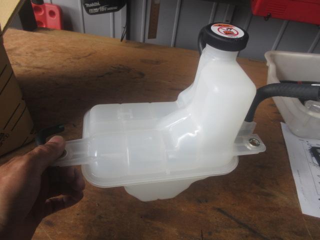 Ｍ様ＵＳＥ２０レクサスＩＳＦ、ウォーターポンプの交換です。