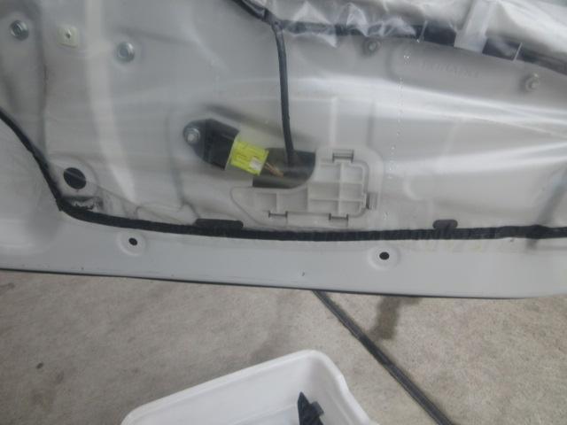 Ｆ様ＢＲＺ、スタビブーツ破れとカムセンサーからのオイル滲み修理にドアチェックの交換などなど。