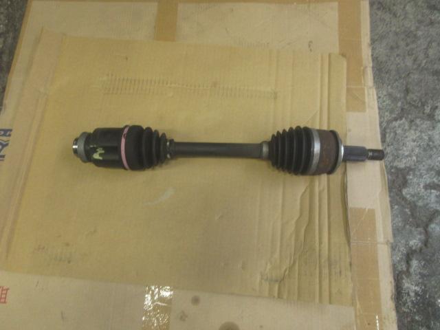 Ｍ様ＣＺ４Ａランエボ１０、ドライブシャフトブーツの交換です。