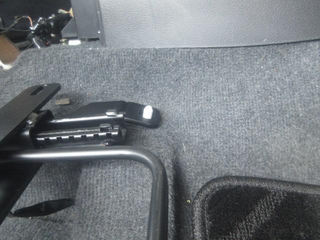 Ｙ様ＣＴ９Ａランエボ８、ローポジシートレールへ交換です。