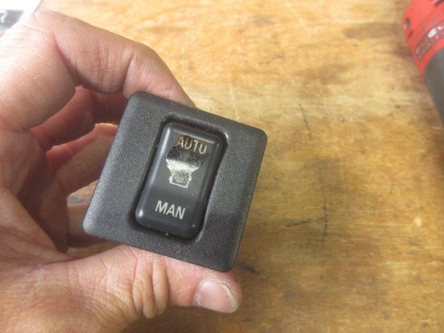 Ｙ様ＣＴ９Ａランエボ８、ローポジシートレールへ交換です。