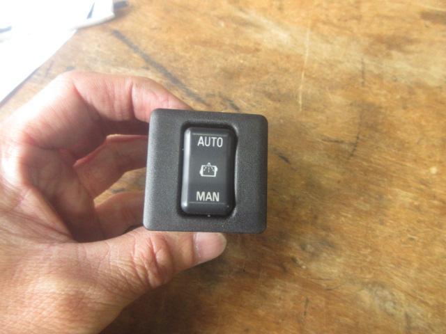 Ｙ様ＣＴ９Ａランエボ８、ローポジシートレールへ交換です。