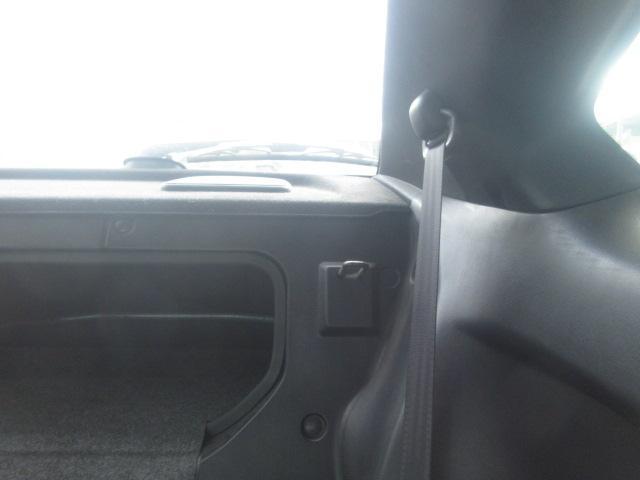 Ｈ様Ｓ１５シルビア、車検のご依頼でボンネット調整や減衰力の確認をしておきます。