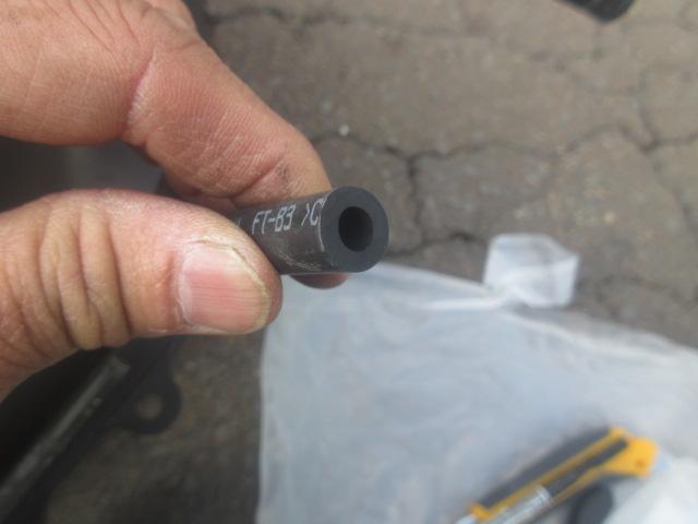 Ｋ様ＲＡ１オデッセイ、燃料タンク周りの部品を一式交換と廃盤ホースの交換をして搭載です。