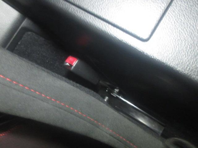 Ｓ様Ｚ３３にＲＥＣＡＲＯのフルバケＲＳＳを取り付け、車両へ取り付けして各部のセットアップを。