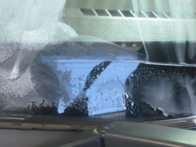 Ｎ様ＬＡ６００Ｓタント、フロントガラスとリアガラスのリフレッシュです。