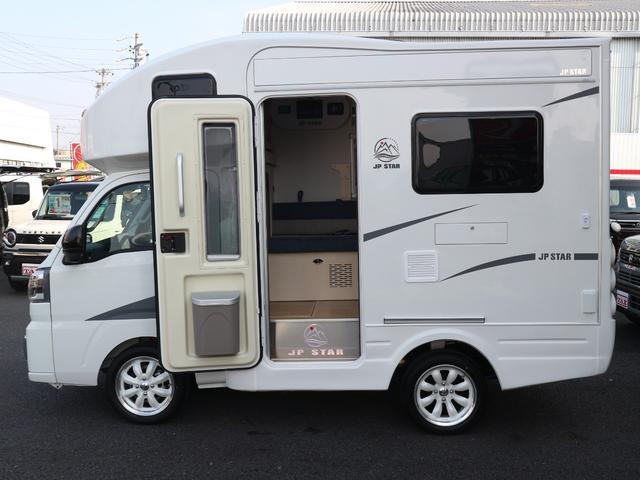 オプション装着したデモカーも常時展示中です。