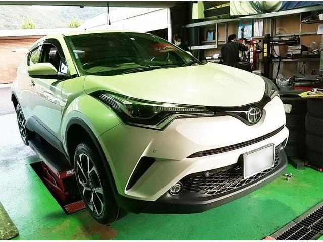 TOYOTA　トヨタ　C-HR　１７インチ　タイヤ交換　岐阜県　岐阜市　クラブオート　アップルクラブ　車カスタムチャンネル　アップルクラブブログ