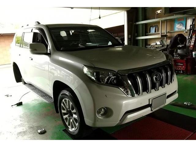 TOYOTA　トヨタ　LAND-CRUISER　PRADO　１７インチ　タイヤ交換　岐阜県　岐阜市　クラブオート　アップルクラブ　車カスタムチャンネル　アップルクラブブログ