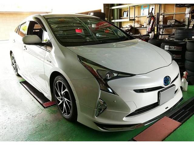 TOYOTA　トヨタ　PRIUS　プリウス　モデリスタ　１７インチ　タイヤ交換　岐阜県　岐阜市　クラブオート　アップルクラブ　車カスタムチャンネル　アップルクラブブログ