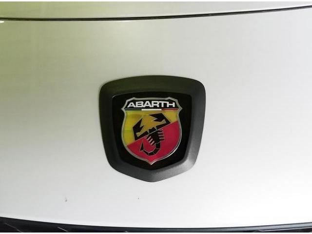 アバルト　ＡＢＡＲＴＨ　１２４スパイダー　124SPIDER　お持ち込み　マフラー交換　レーダー探知機 　岐阜県　岐阜市　クラブオート　アップルクラブ