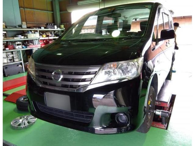 NISSAN　日産　SERENA　セレナ　タイヤ交換　タイヤ保管　岐阜県　岐阜市　クラブオート　日野南　タイヤショップ　アップルクラブ　車カスタマイズチャンネル