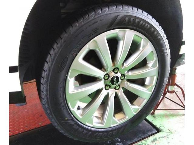 LANDROVER ランドローバー　RANGE ROVER VELAR レンジローバーヴェラール　タイヤ交換　岐阜県　岐阜市　日野南　タイヤショップ　アップルクラブ　20インチ（組み換え＋バランス）（クロカン・４WD）　持ち込みタイヤ交換