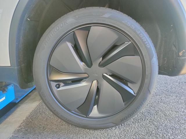 テスラ　モデルＹ　持込タイヤ交換