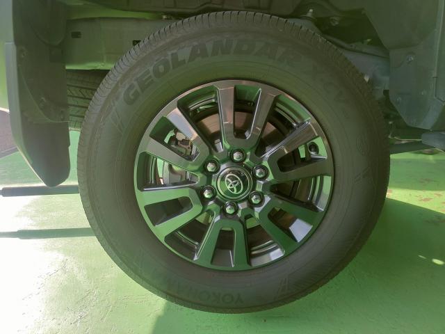 トヨタ　ランドクルーザー250　スタッドレスタイヤ交換