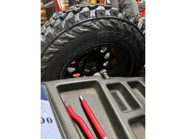 トヨタ ハイエース タイヤ交換