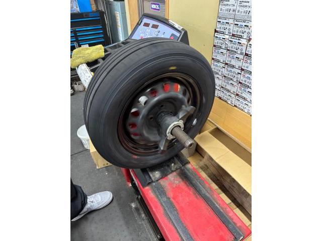 トヨタ カローラフィールダー タイヤ交換