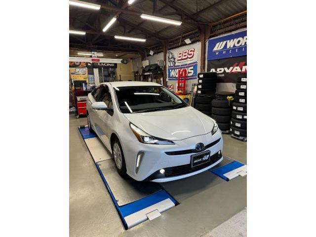 トヨタ プリウス 中古車販売