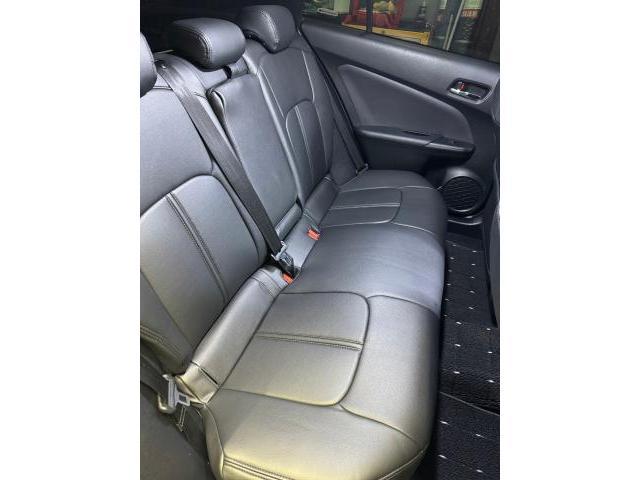 トヨタ プリウス 中古車販売