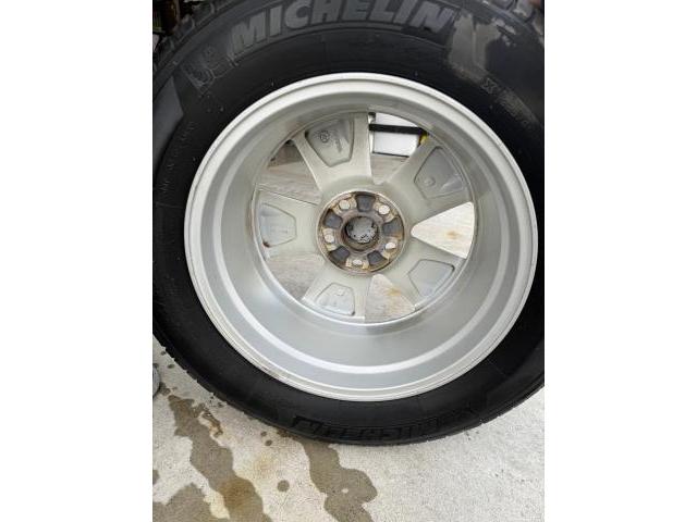 トヨタ ハリアー タイヤ交換