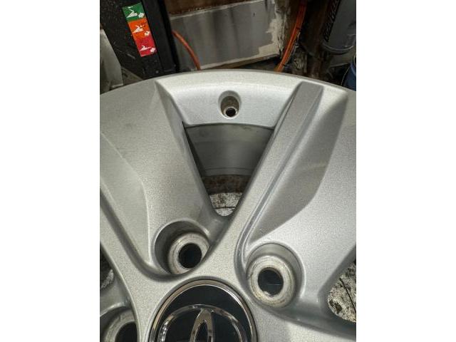 トヨタ ハリアー タイヤ交換