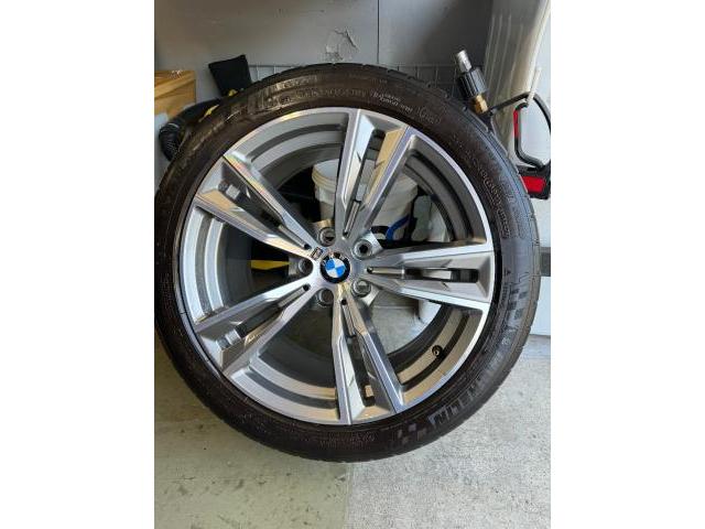 BMW Ｚ４　タイヤ交換