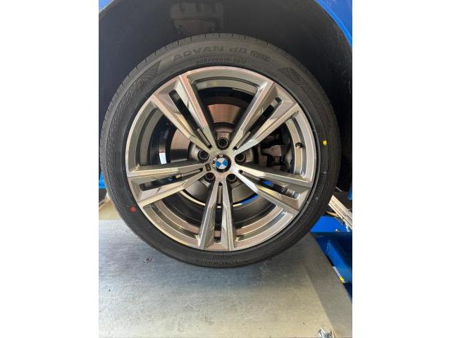BMW Ｚ４　タイヤ交換