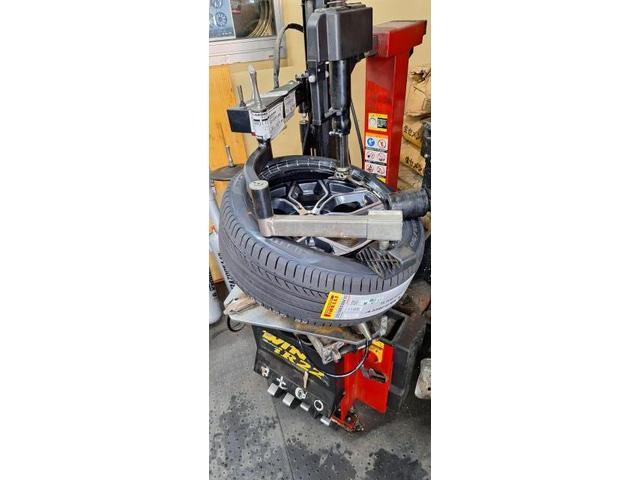 BMW X1 タイヤ交換