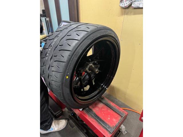 車種不明  持込タイヤ交換