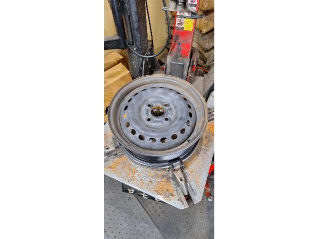 HONDA　N-BOX　タイヤ交換