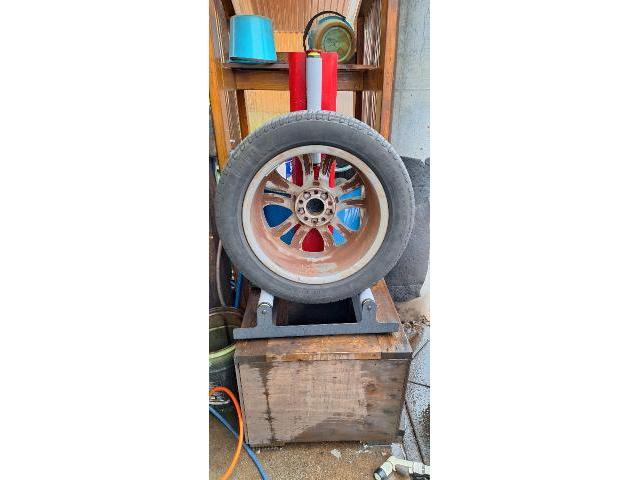 メルセデス・ベンツ Cクラス　タイヤ交換