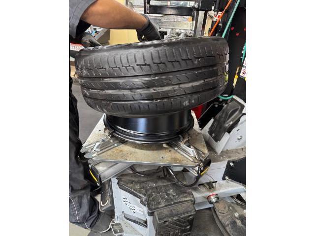 MINI COOPER タイヤ交換