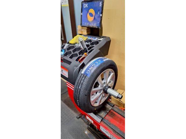 三菱    ekスペース　タイヤ交換