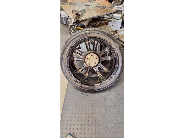 マツダ    タイヤ交換