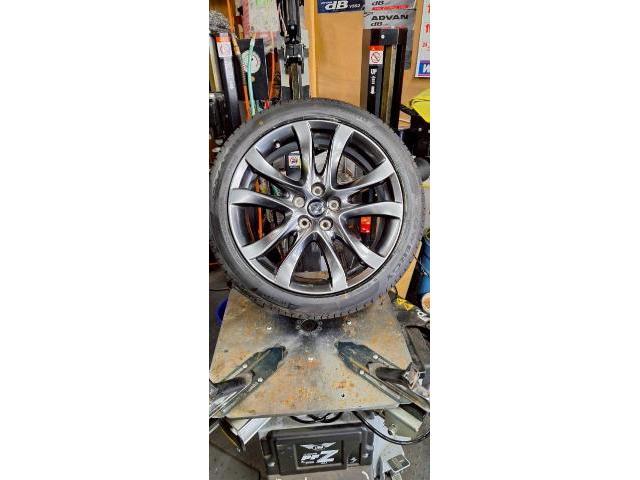 マツダ    タイヤ交換