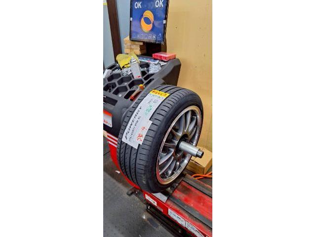 三菱 ランサーエボリューション タイヤ交換