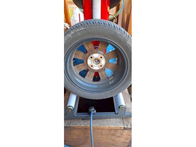 スバル ステラ タイヤ交換