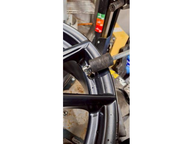 トヨタ 86 タイヤ交換