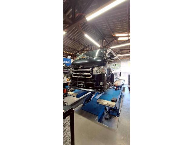 トヨタ ハイエース タイヤ交換